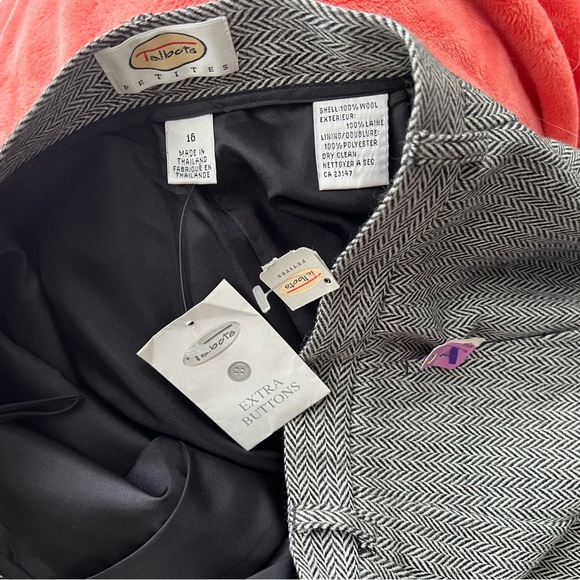 Talbots Women’s Herringbone Black and Gray Trouser Dress Pants NWT Size 16P - Picture 5 of 7